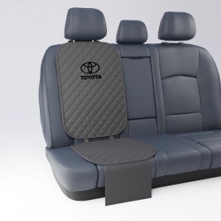 Подкладка под бустер с вышивкой 